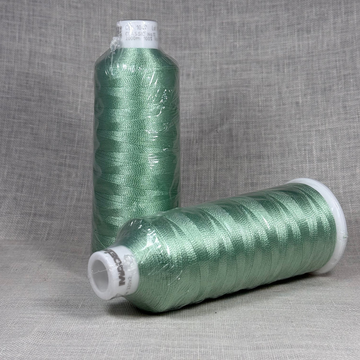 Madeira Rayon Classic num. 12 - verde agua 1047