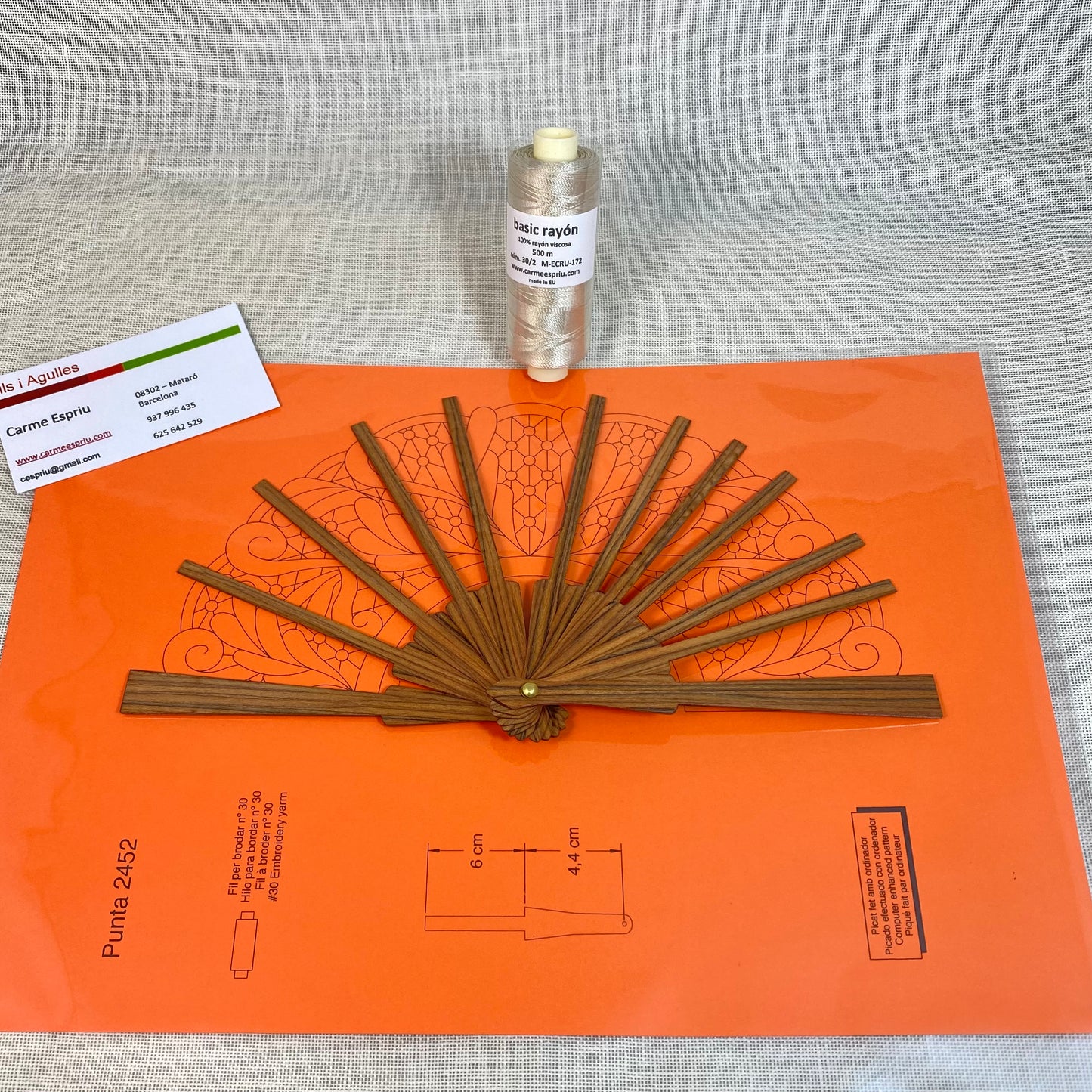 Bobbin lace kit Fan model no. 10