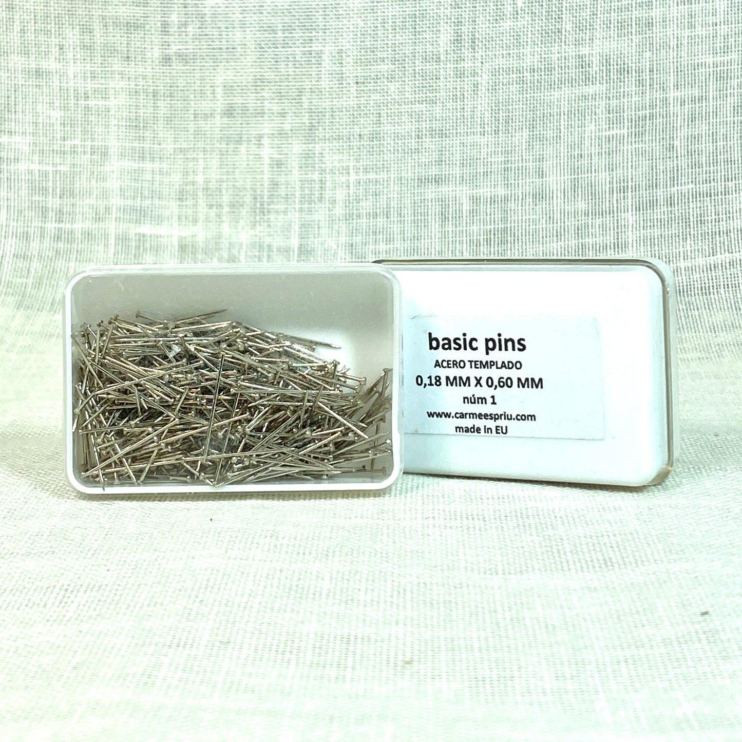 Basic pins 0.18 x 0.60