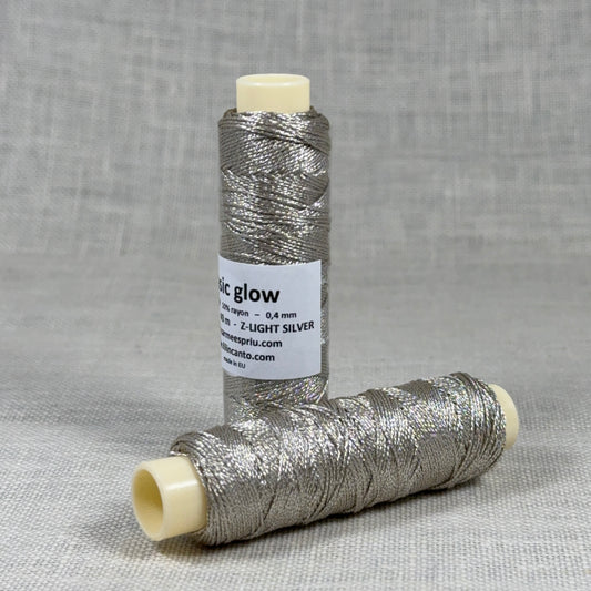 Basic Glow Light Silver